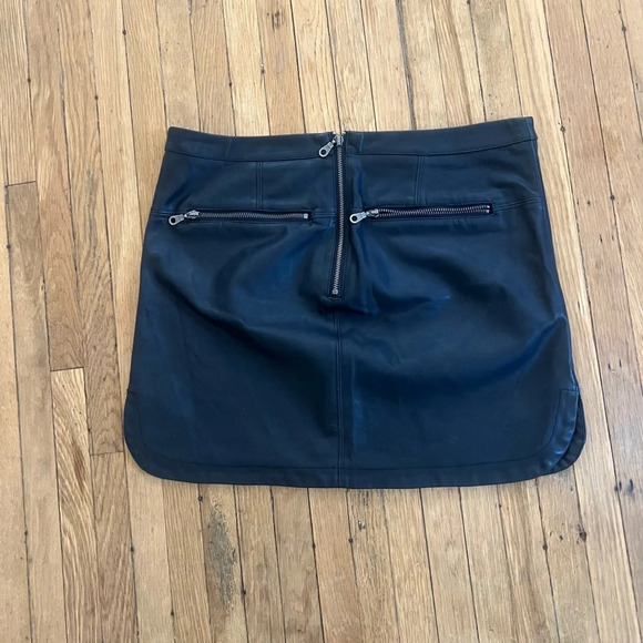 David Lerner Faux Leather Mini Skirt | SMALL - Picture 3 of 6